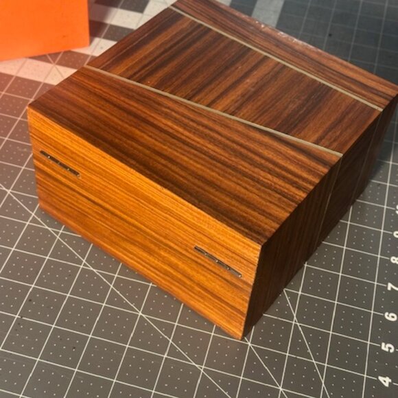 Rare Roger Dubuis Wood inlayed Horloger Watch Box with orig outer box - Picture 7 of 16